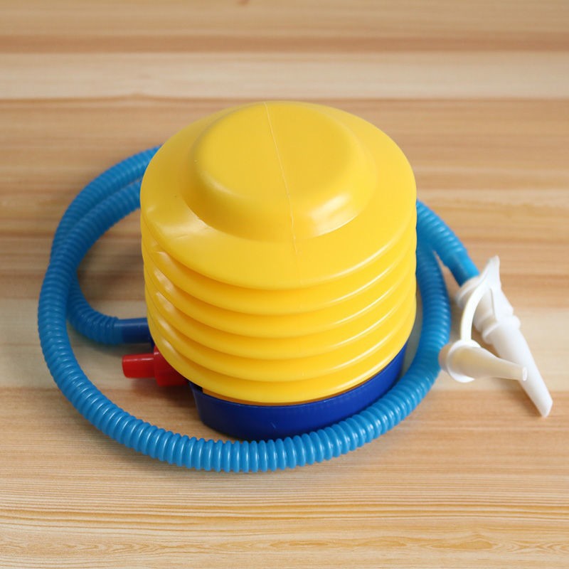 Inflatable maternity cushion